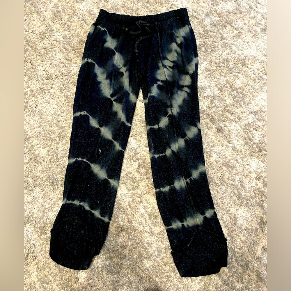 ERGE blue and green girls sweatpants, large